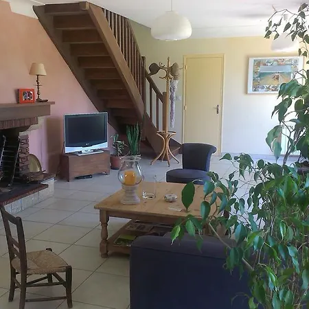 Maison L'anyou Bed & Breakfast Mimbaste