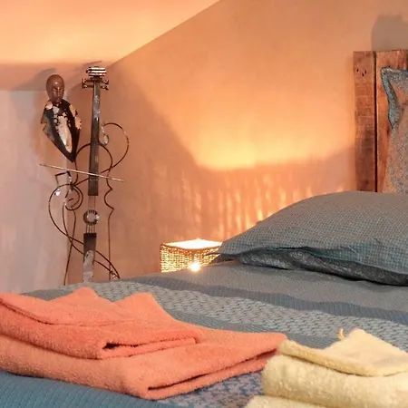 Maison L'anyou Bed & Breakfast *
